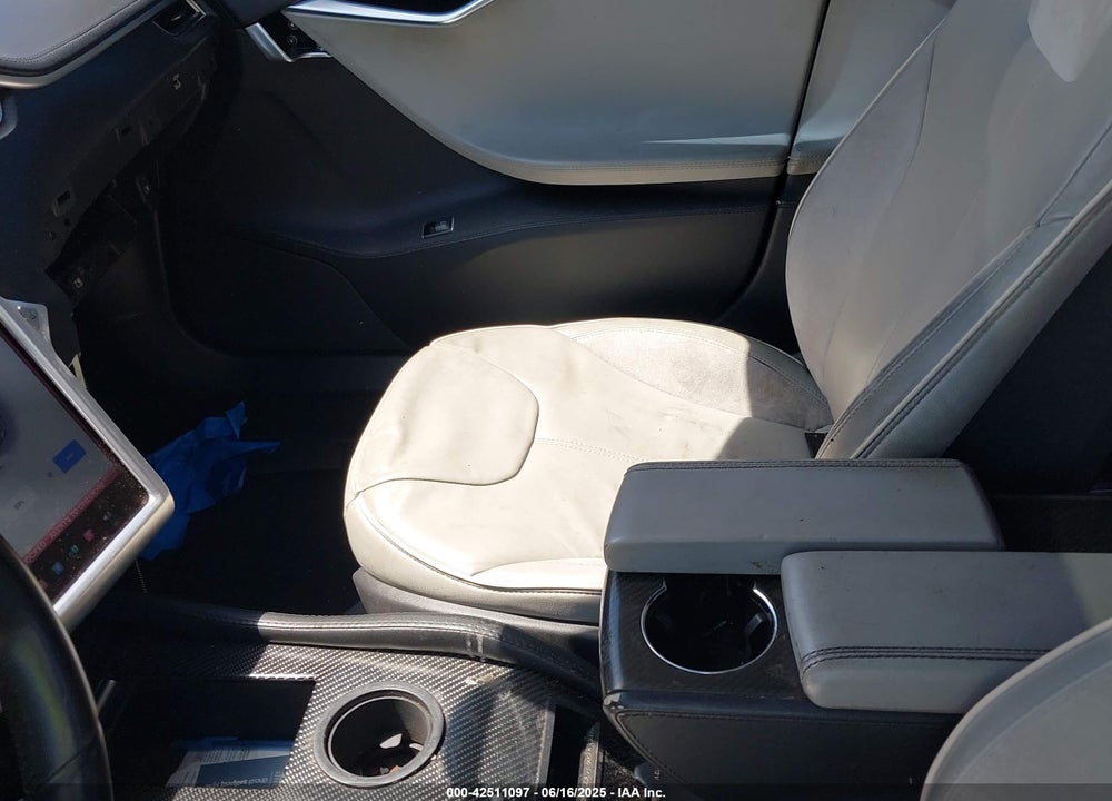2013 TESLA MODEL S VIN: 5YJSA1DP9DFP06121