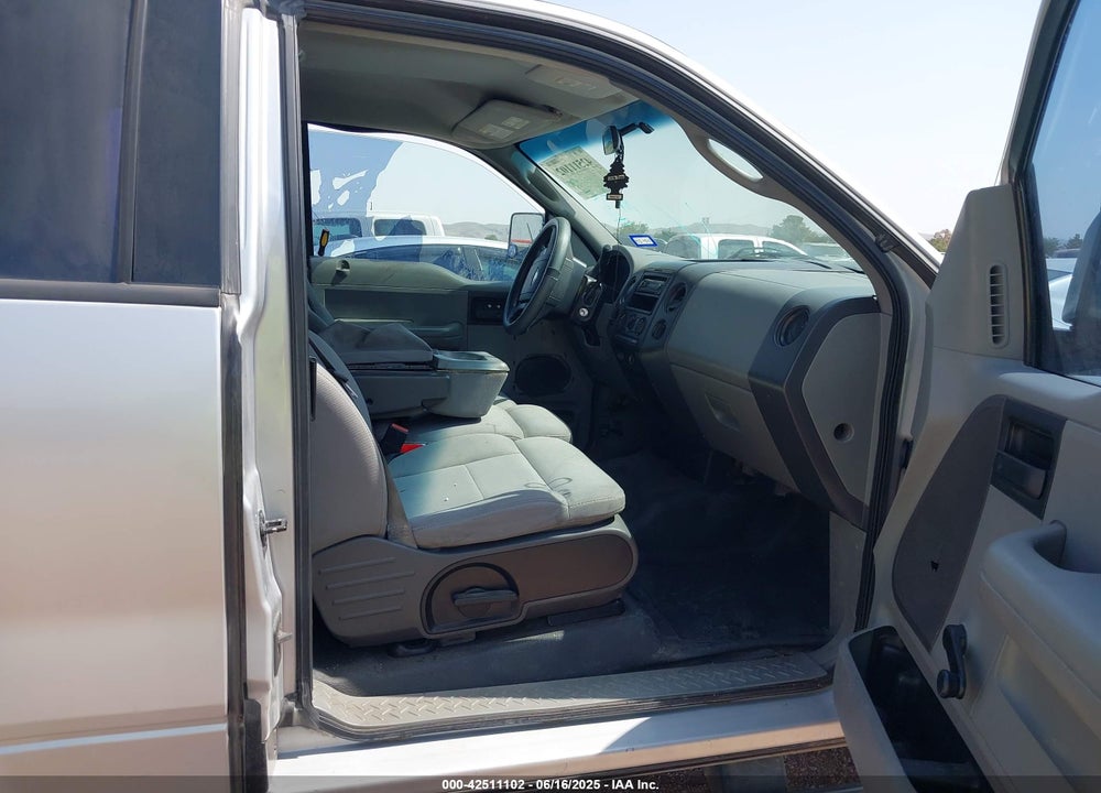 2004 FORD F-150 STX/XL/XLT VIN: 1FTRX12W94NB70019
