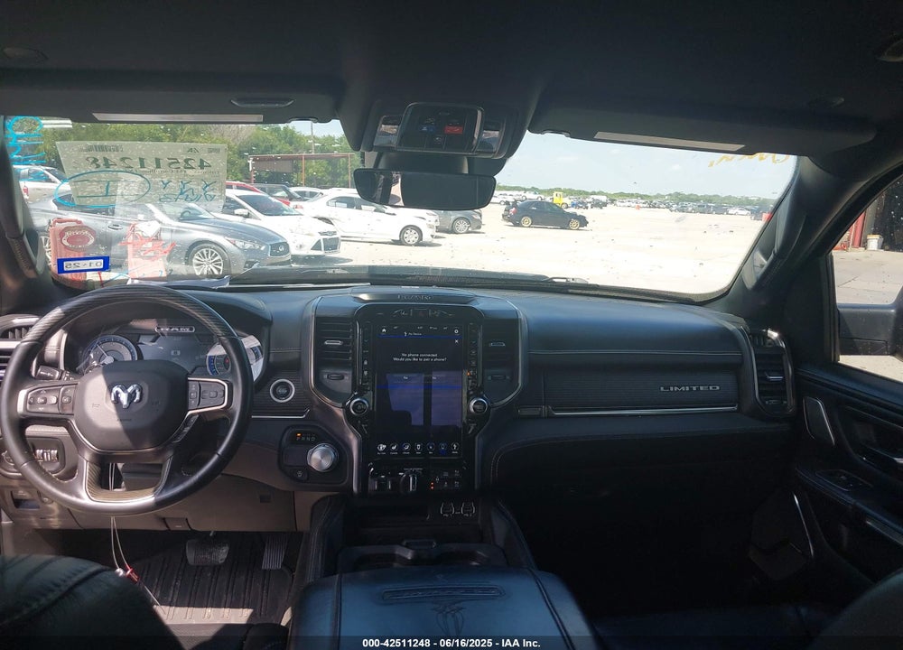 2021 RAM 1500 LIMITED  4X2 5'7 BOX VIN: 1C6RREHT2MN747043