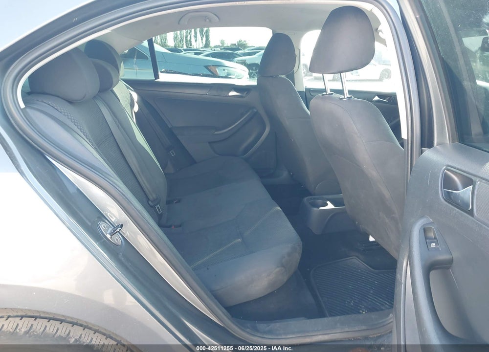 2012 VOLKSWAGEN JETTA VIN: 3VW2K7AJ8CM313976