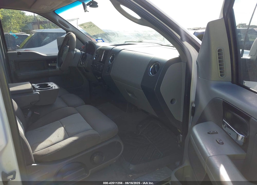 2005 FORD F-150 LARIAT/XLT VIN: 1FTPW12545KC75278
