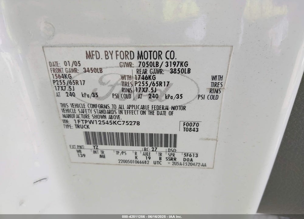 2005 FORD F-150 LARIAT/XLT VIN: 1FTPW12545KC75278