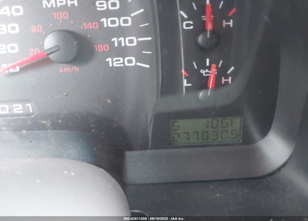 2005 FORD F-150 LARIAT/XLT VIN: 1FTPW12545KC75278