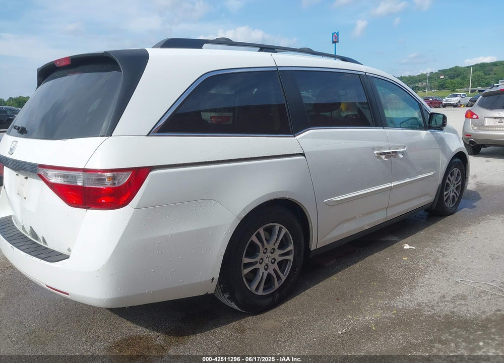 2011 HONDA ODYSSEY EX-L VIN: 5FNRL5H60BB026171