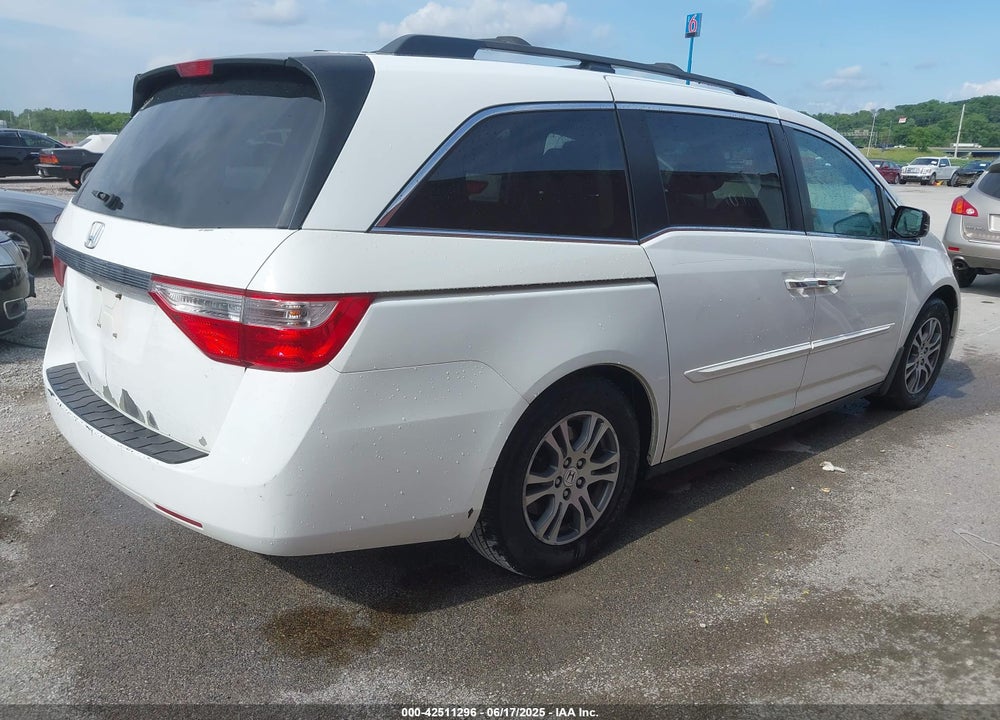 2011 HONDA ODYSSEY EX-L VIN: 5FNRL5H60BB026171