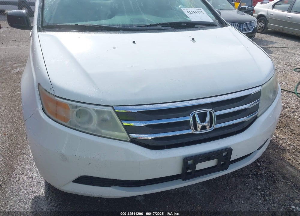 2011 HONDA ODYSSEY EX-L VIN: 5FNRL5H60BB026171