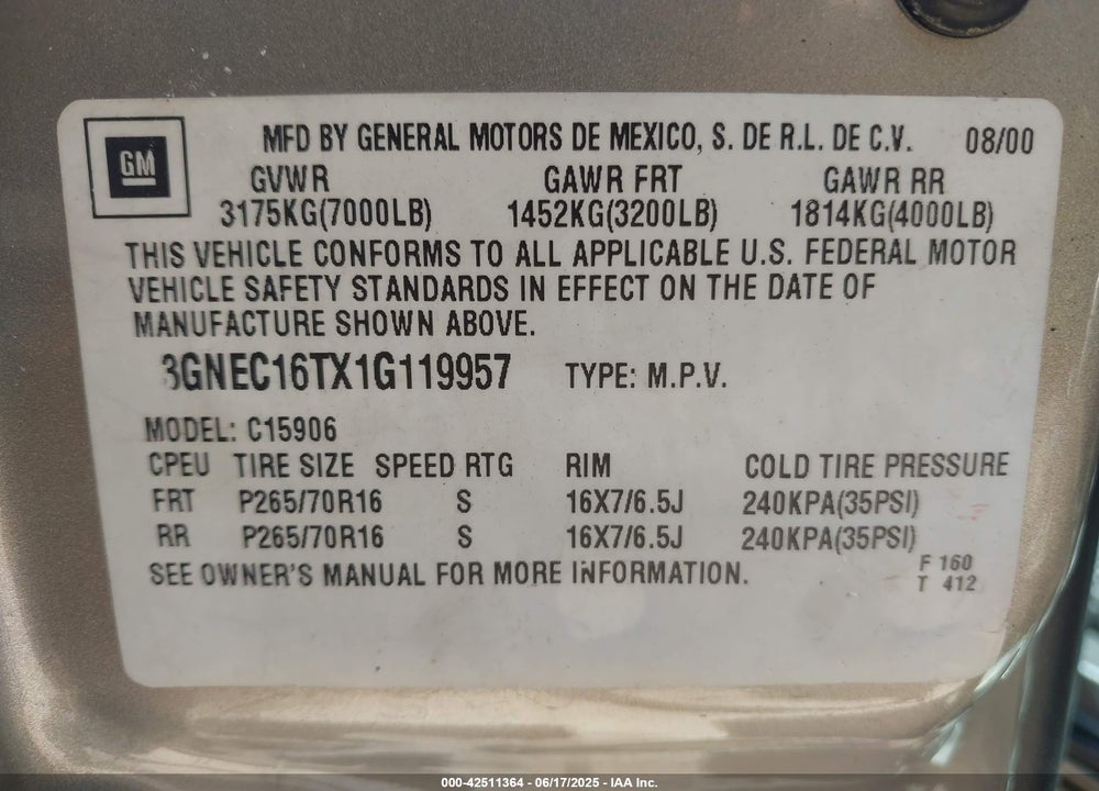 2001 CHEVROLET SUBURBAN 1500 LS VIN: 3GNEC16TX1G119957