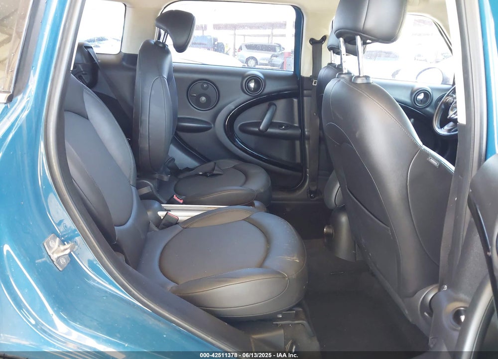 2011 MINI COOPER S VIN: WMWZC3C54BWL78925