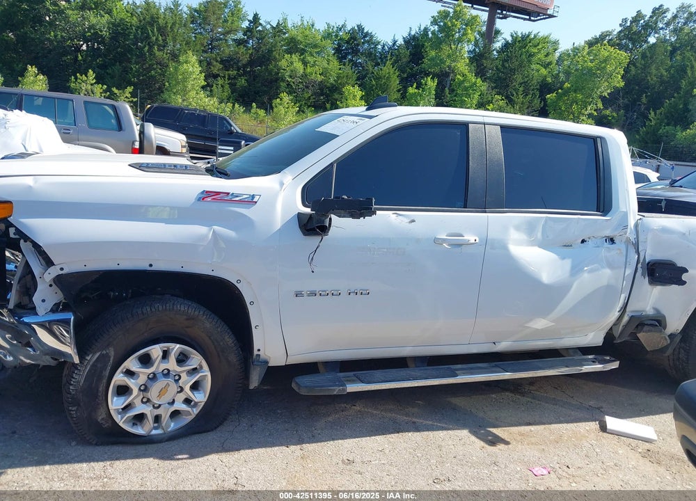 2024 CHEVROLET SILVERADO 2500HD VIN: 2GC4YNE70R1244312