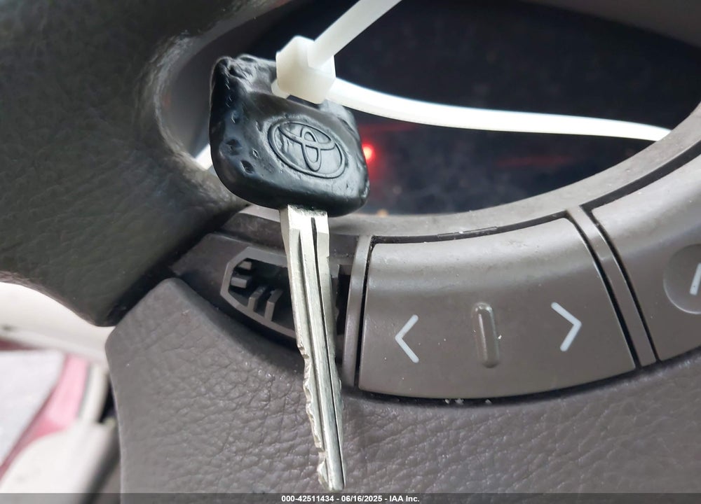 2006 TOYOTA CAMRY VIN: 4T1BE30K86U153428