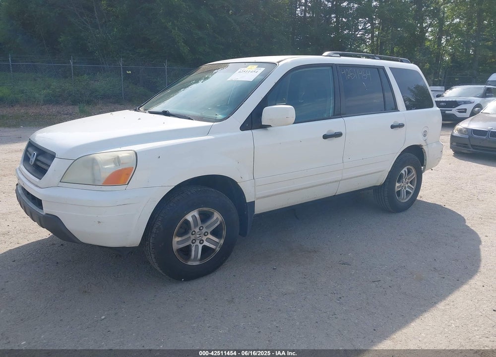 2005 HONDA PILOT EX VIN: 5FNYF18485B050765