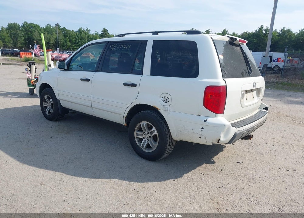 2005 HONDA PILOT EX VIN: 5FNYF18485B050765