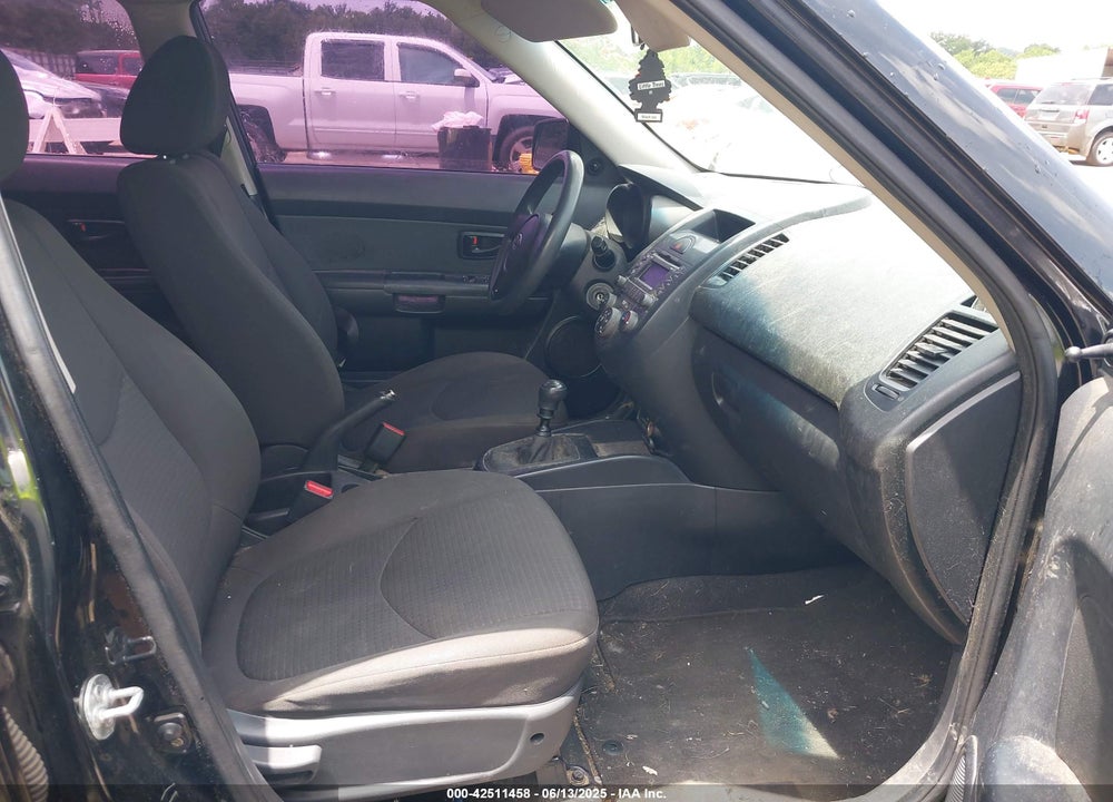 2011 KIA SOUL VIN: KNDJT2A19B7322418