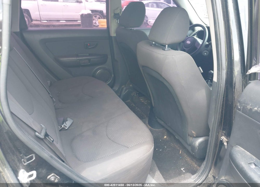 2011 KIA SOUL VIN: KNDJT2A19B7322418