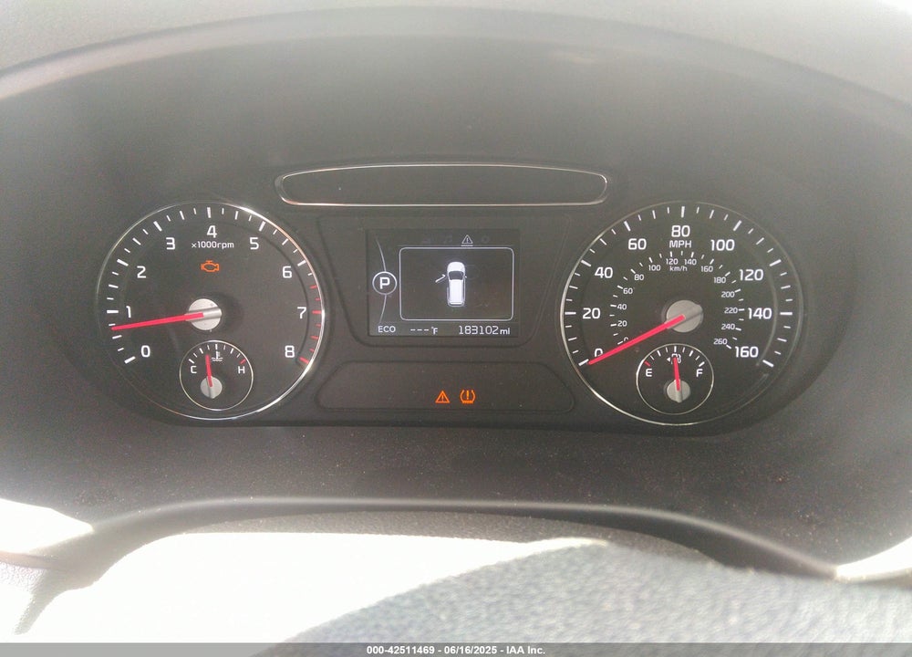 2016 KIA SORENTO VIN: 5XYPG4A3XGG096234