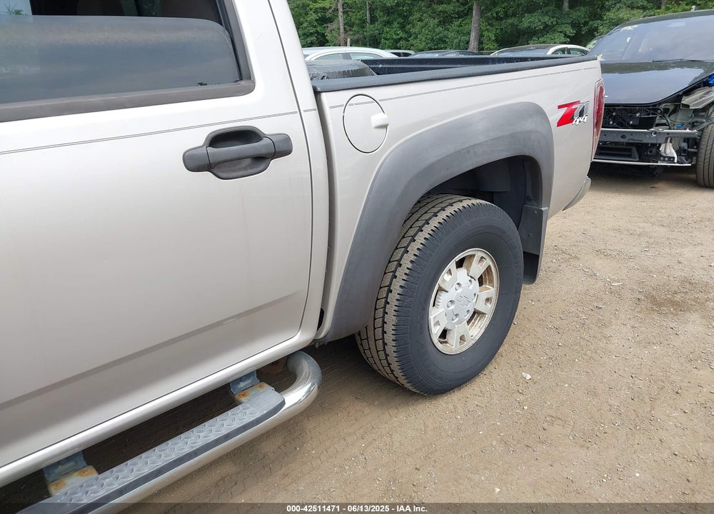 2005 CHEVROLET COLORADO LS VIN: 1GCDT136558104488