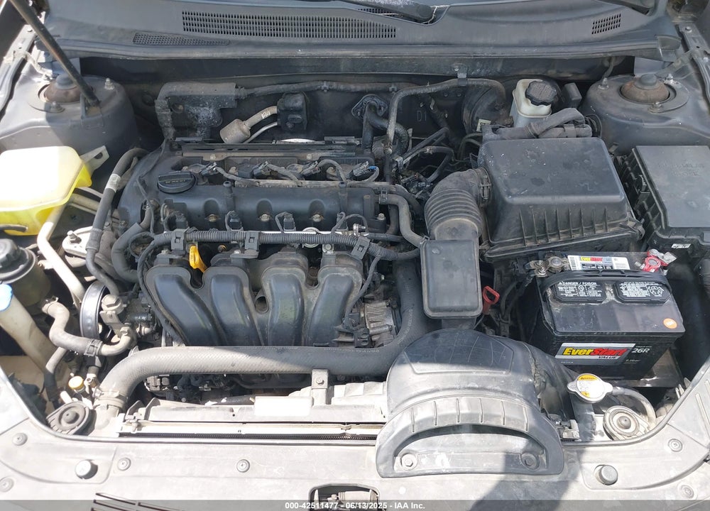2009 KIA OPTIMA VIN: KNAGE228895322011