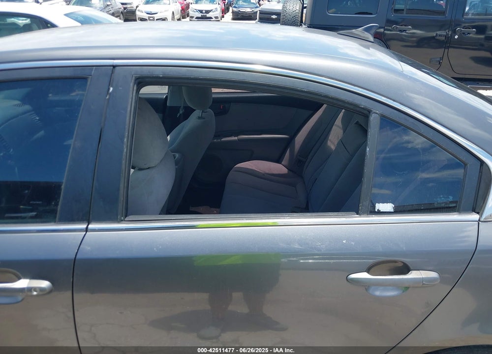 2009 KIA OPTIMA VIN: KNAGE228895322011