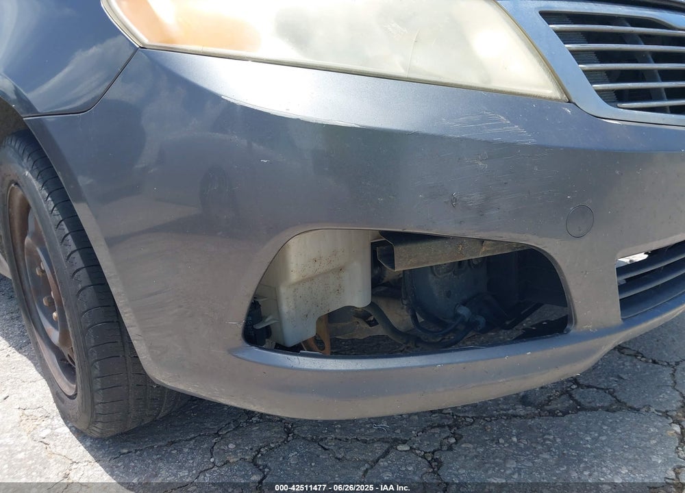 2009 KIA OPTIMA VIN: KNAGE228895322011