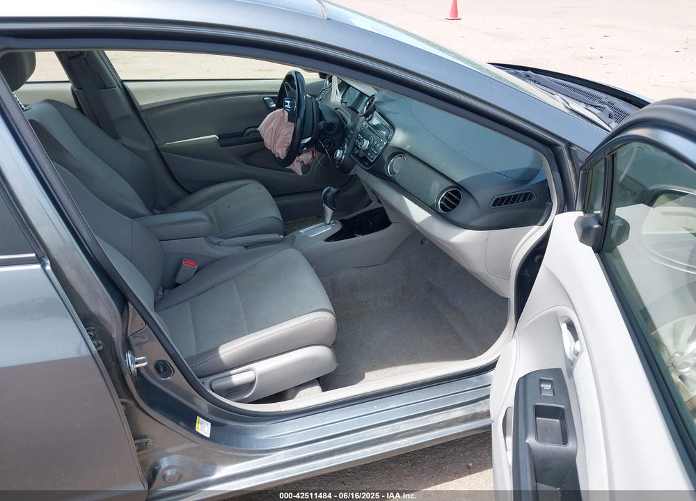 2014 HONDA INSIGHT VIN: JHMZE2H74ES000924