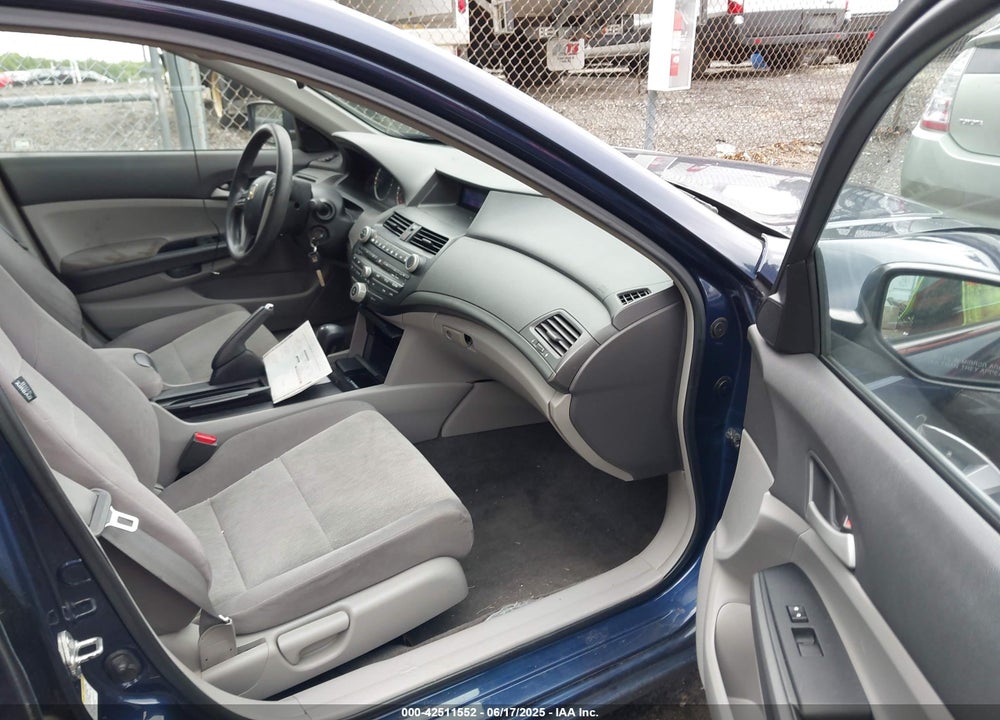 2009 HONDA ACCORD 2.4 LX VIN: 1HGCP26379A105990