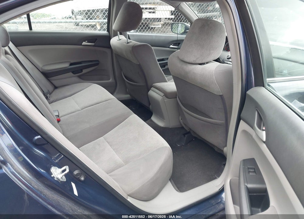 2009 HONDA ACCORD 2.4 LX VIN: 1HGCP26379A105990