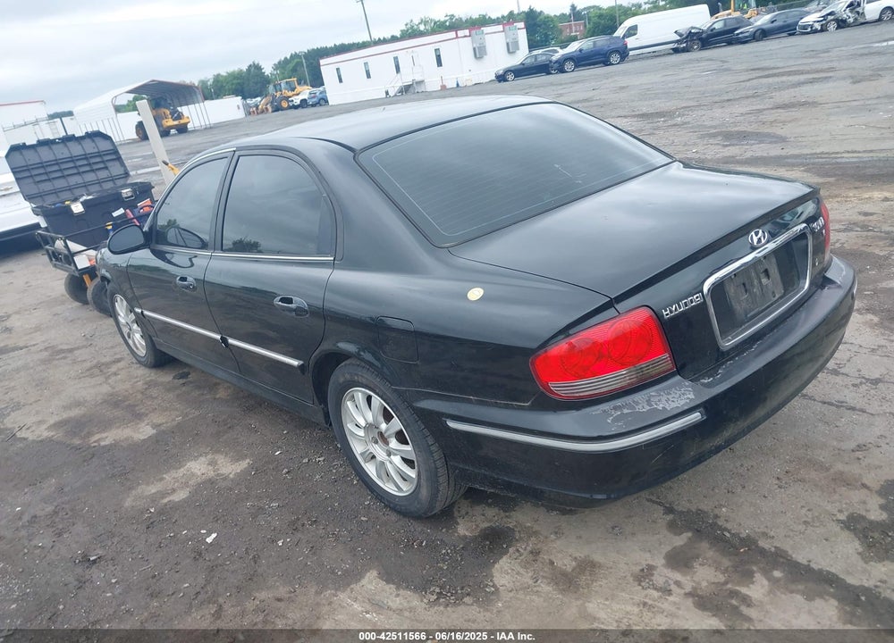 2005 HYUNDAI SONATA GLS/LX VIN: KMHWF35H75A114406