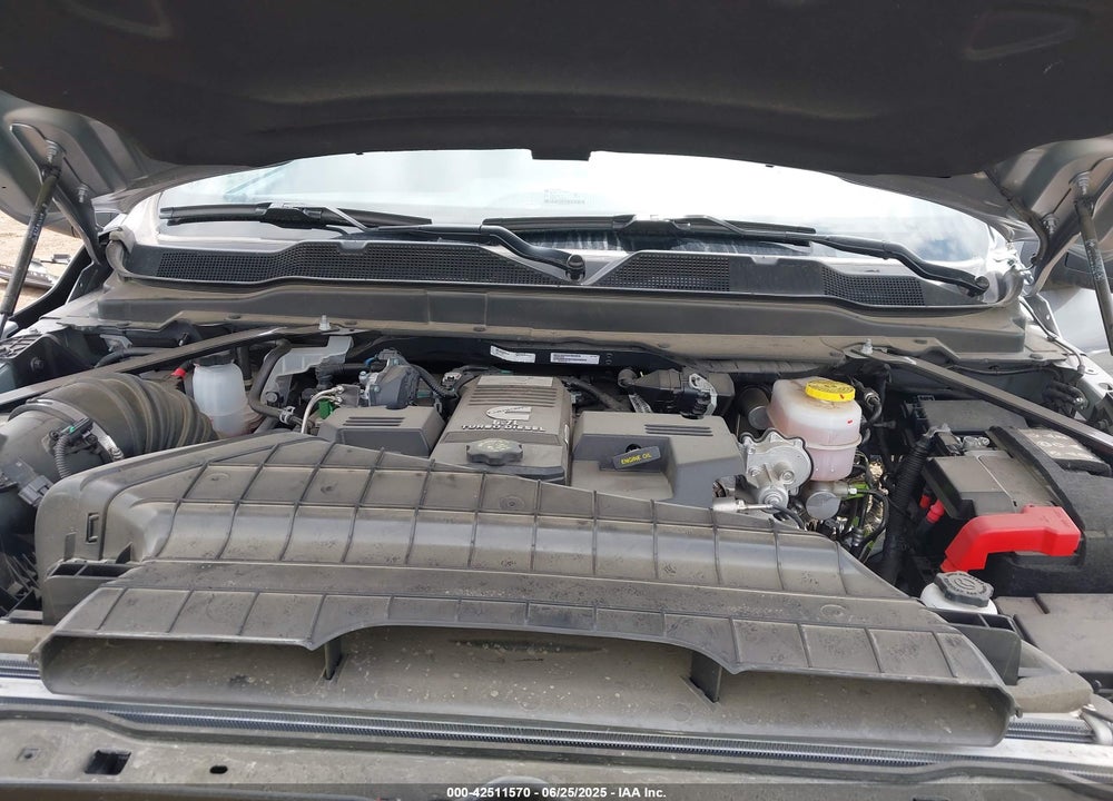 2024 RAM 3500 TRADESMAN  4X4 8' BOX VIN: 3C63RRGL8RG416238