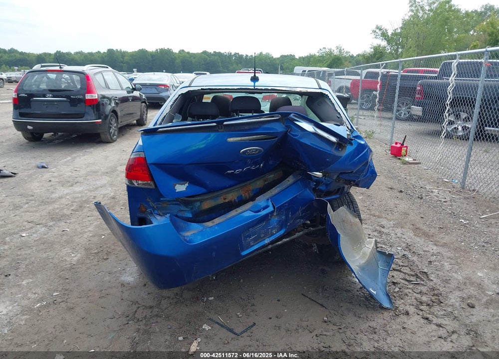 2011 FORD FOCUS SES VIN: 1FAHP3GN0BW162038