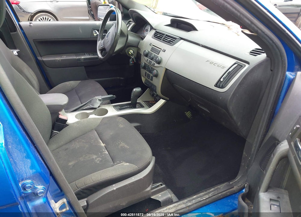 2011 FORD FOCUS SES VIN: 1FAHP3GN0BW162038