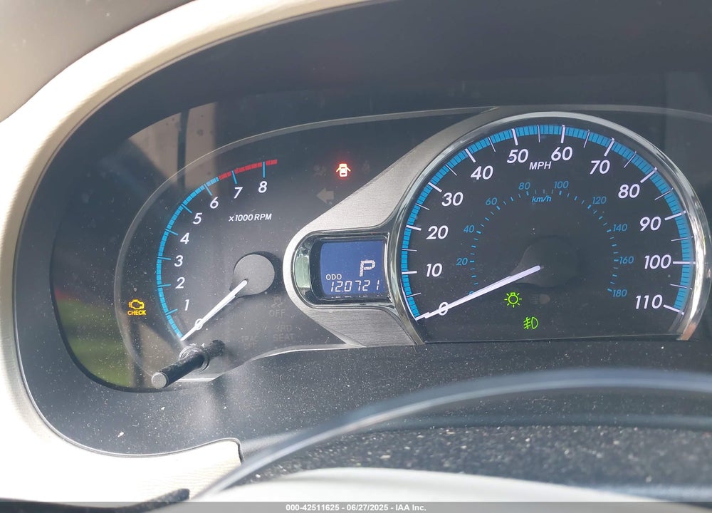 2012 TOYOTA SIENNA XLE V6 8 PASSENGER VIN: 5TDYK3DC5CS181116
