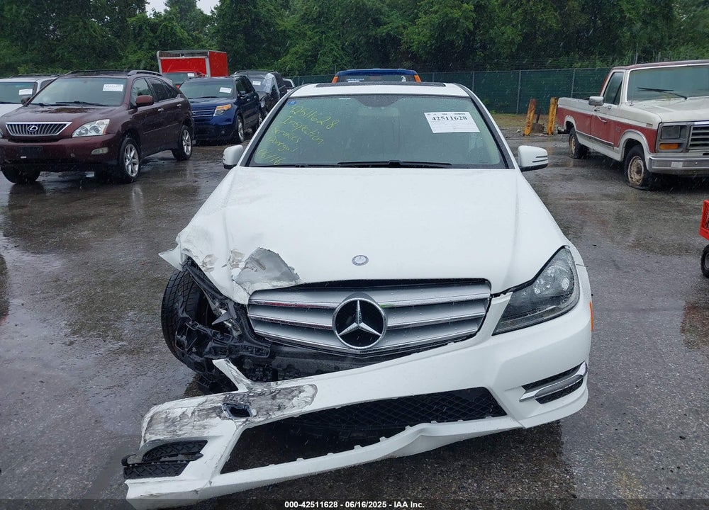 2013 MERCEDES-BENZ C 300 VIN: WDDGF8AB7DR276047