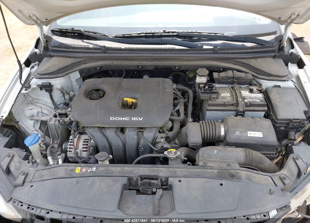 2017 HYUNDAI ELANTRA VIN: KMHD74LF5HU075281