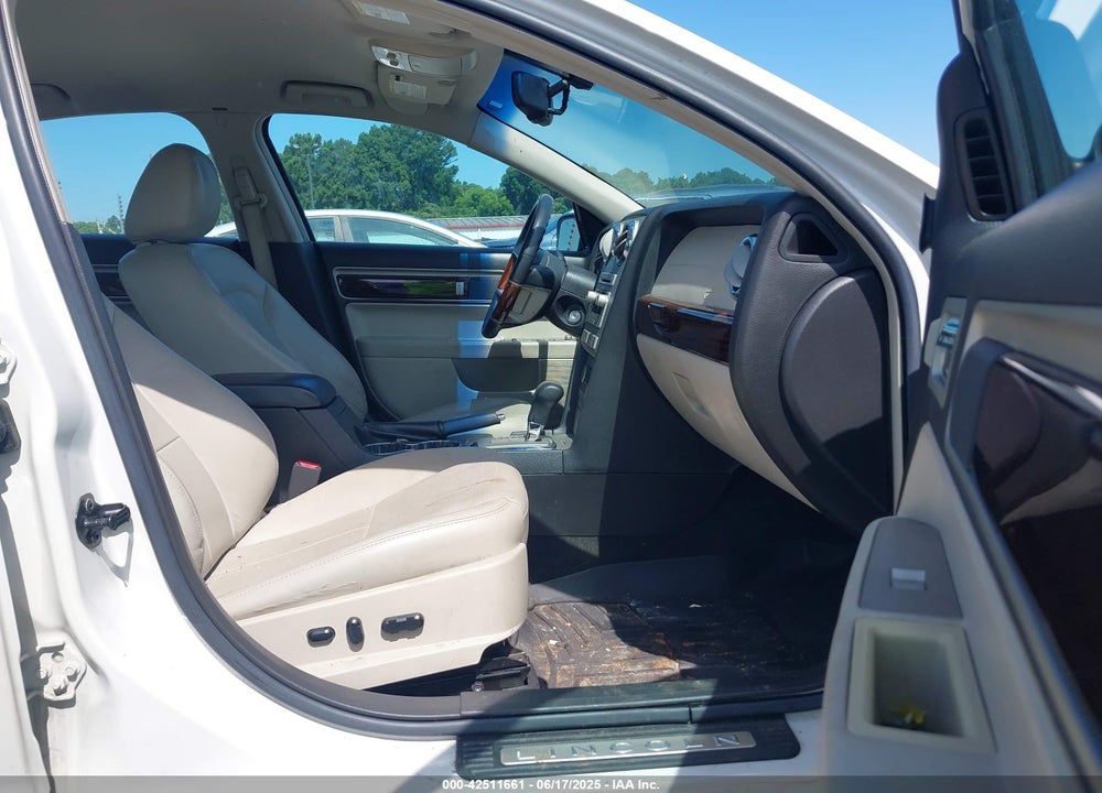 2009 LINCOLN MKZ VIN: 3LNHM26T29R625139