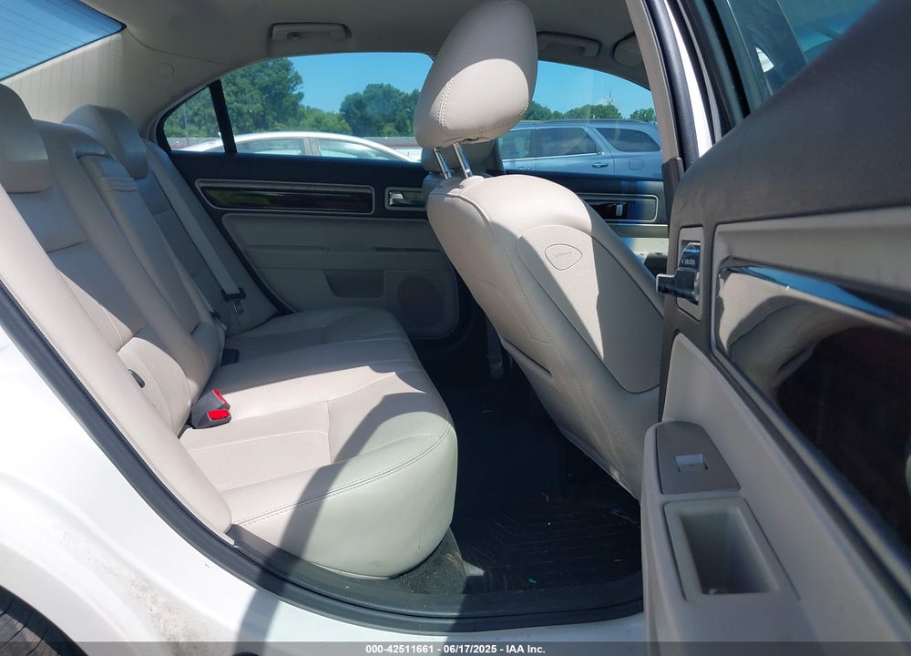 2009 LINCOLN MKZ VIN: 3LNHM26T29R625139