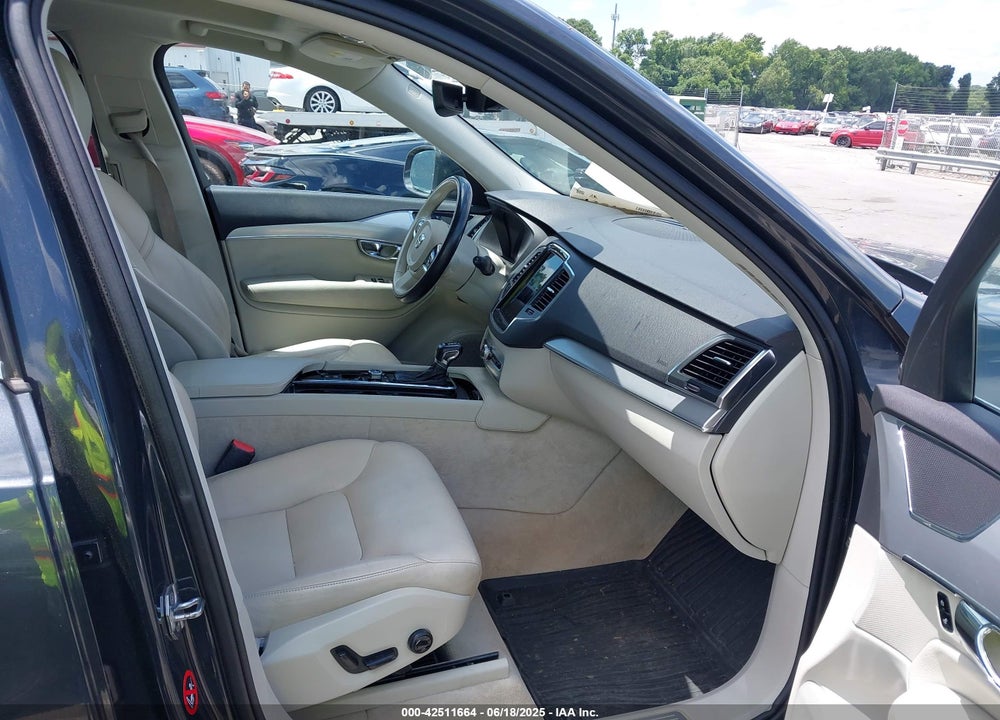 2016 VOLVO XC90 VIN: YV4A22PKXG1069975