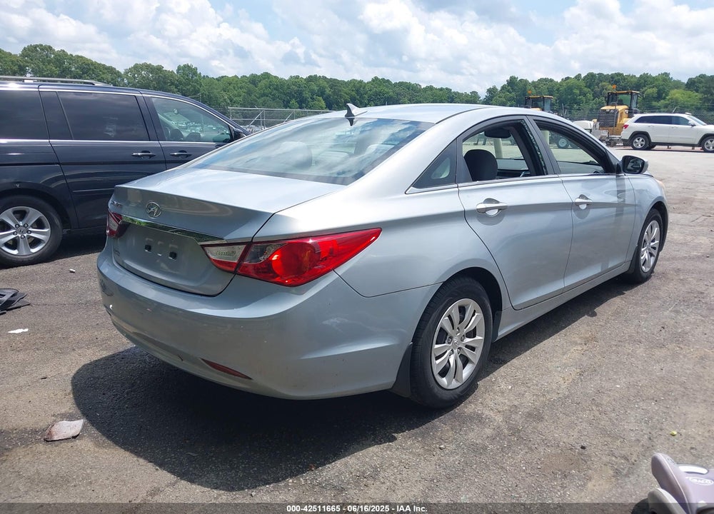 2011 HYUNDAI SONATA VIN: 5NPEB4AC9BH245532