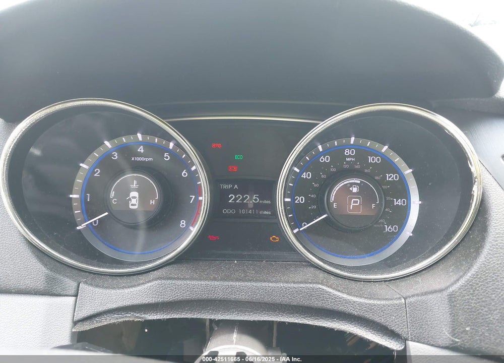 2011 HYUNDAI SONATA VIN: 5NPEB4AC9BH245532