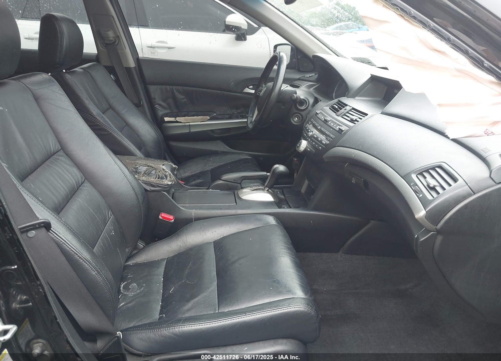 2009 HONDA ACCORD VIN: 1HGCP26879A127886