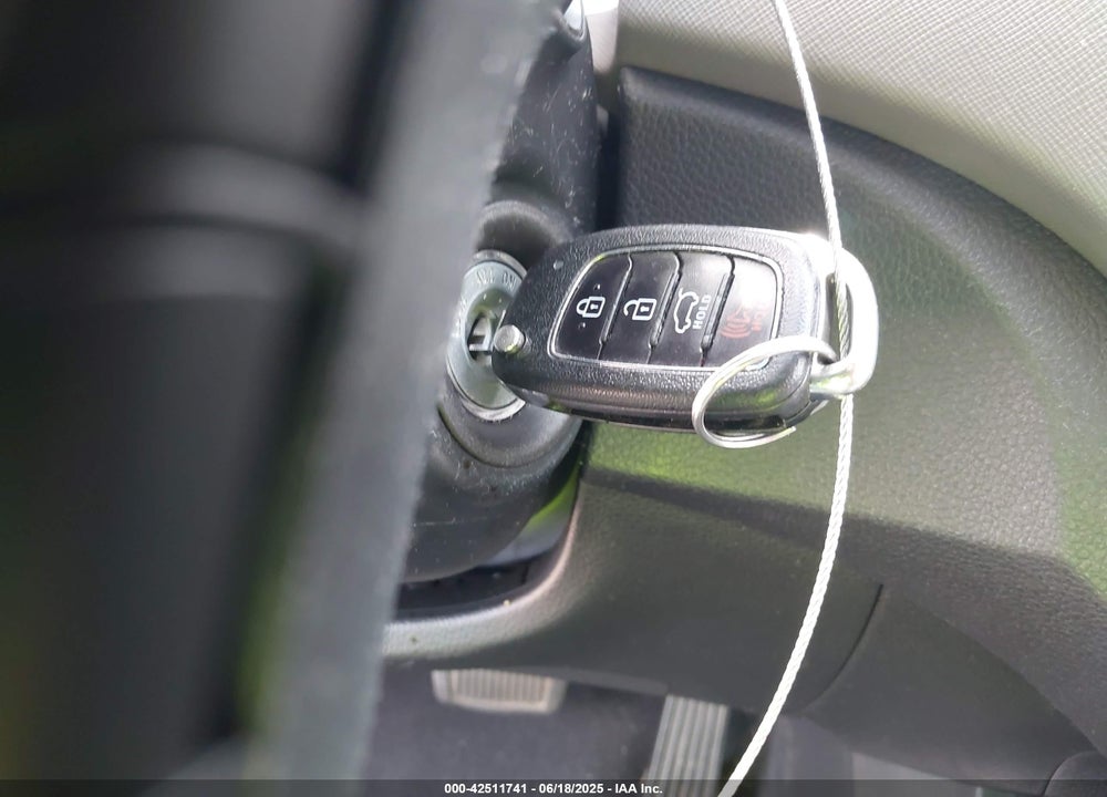 2018 HYUNDAI SANTA FE SPORT 2.4L VIN: 5XYZT3LB4JG557373