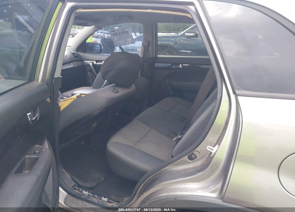 2013 KIA SORENTO VIN: 5XYKT3A1XDG381218