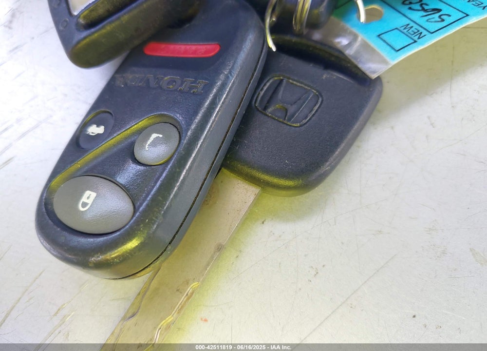 2006 HONDA S2000 VIN: JHMAP21416S001005