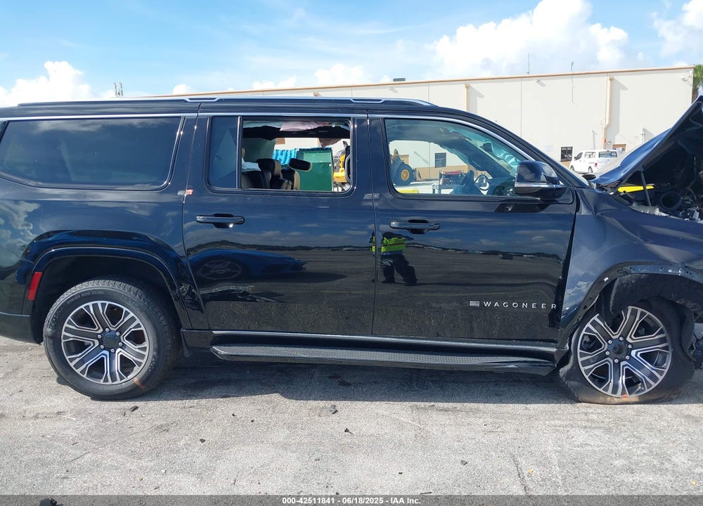 2024 JEEP WAGONEER L SERIES II 4X4 VIN: 1C4SJSBP2RS102168