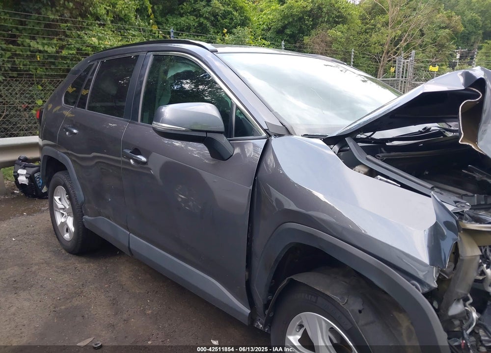 2021 TOYOTA RAV4 VIN: 2T3W1RFV1MW107168