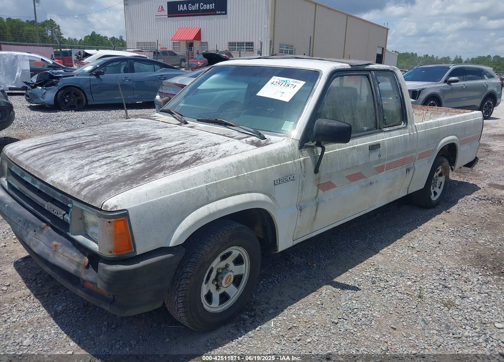 1991 MAZDA B2200 CAB PLUS VIN: JM2UF3133M0169084