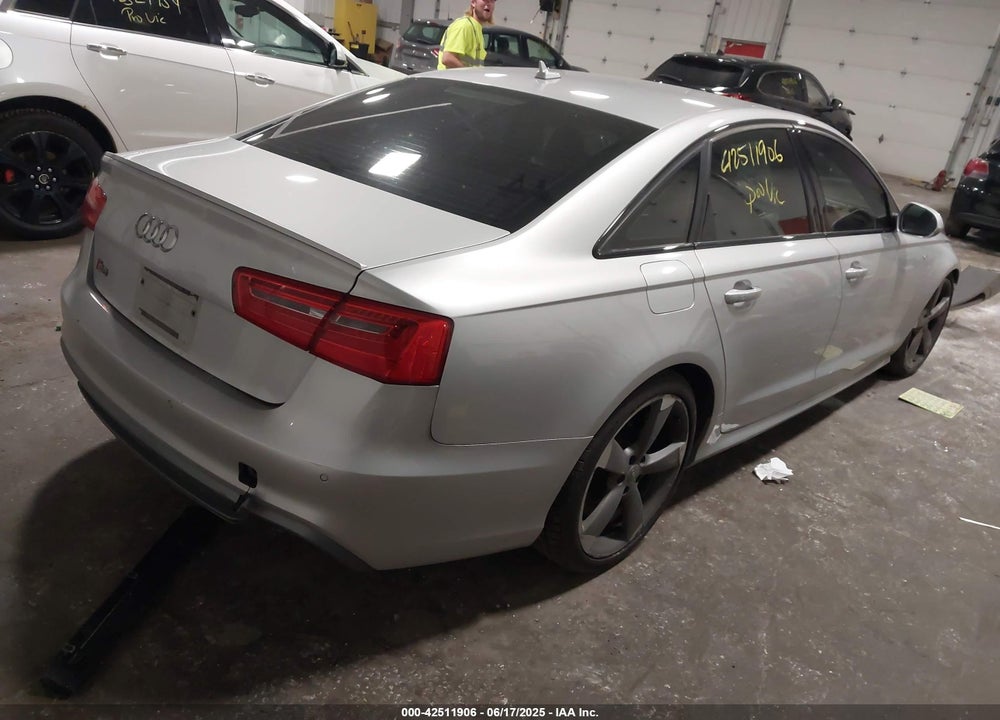 2015 AUDI S6 VIN: WAUF2AFC9FN014211