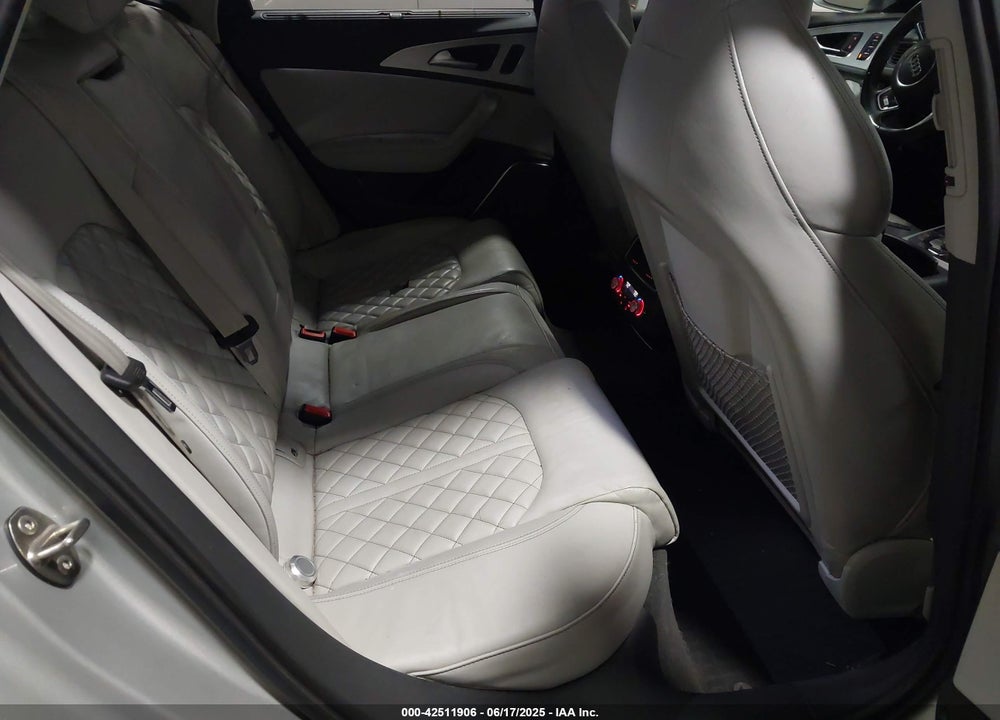 2015 AUDI S6 VIN: WAUF2AFC9FN014211