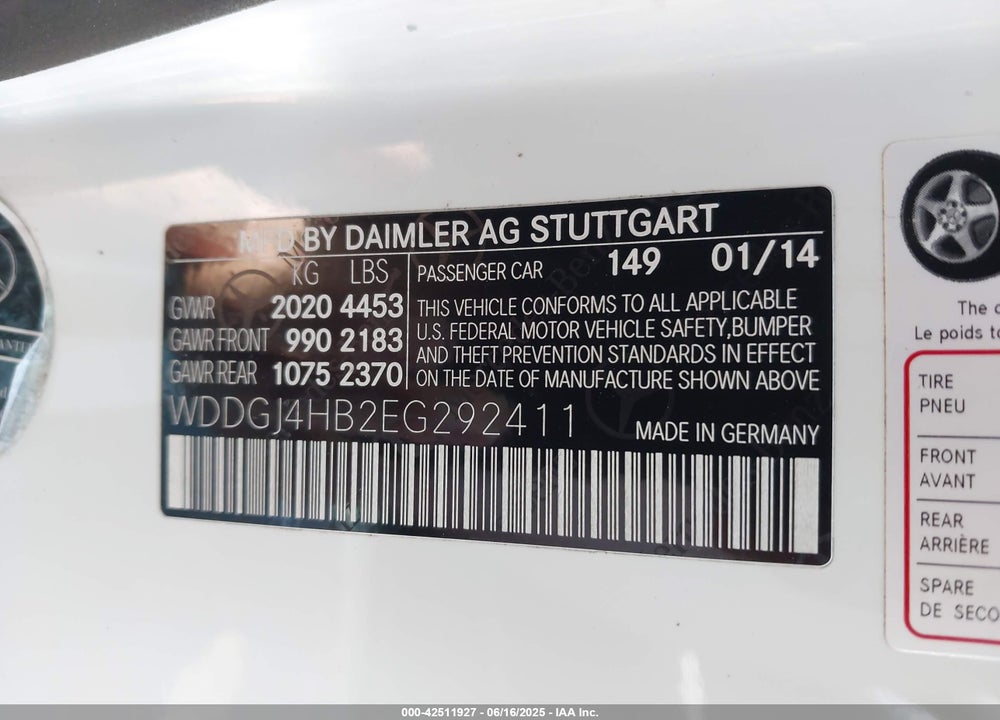 2014 MERCEDES-BENZ C CLASS VIN: WDDGJ4HB2EG292411