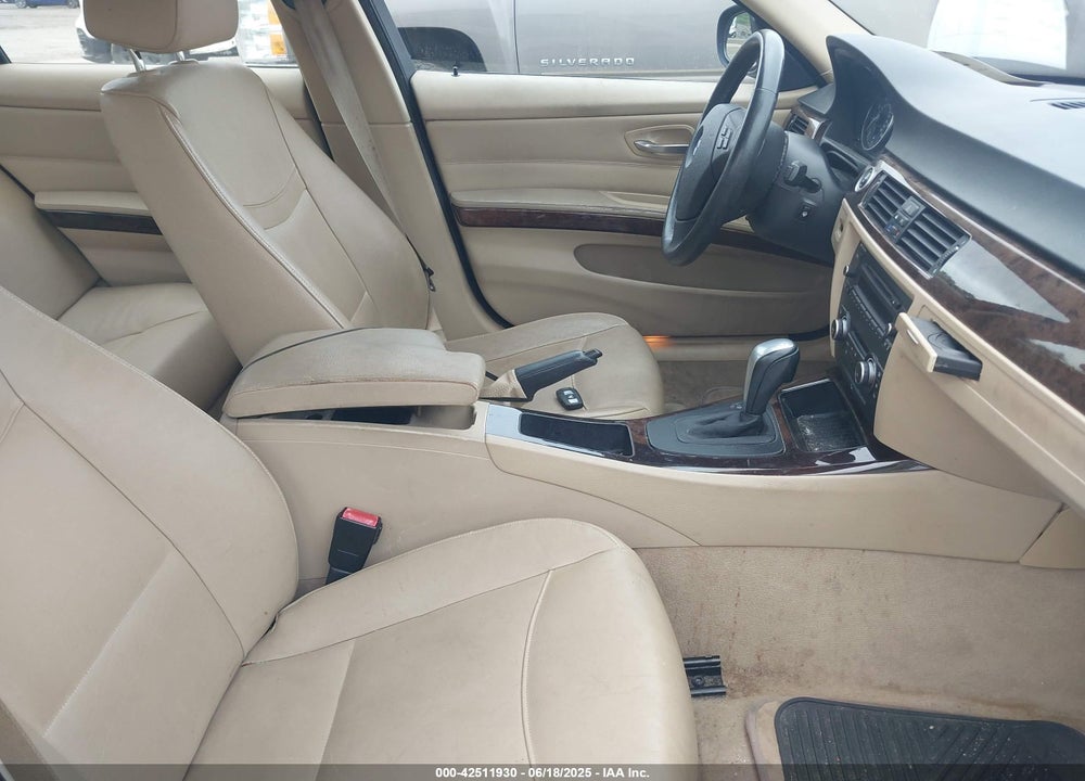 2010 BMW 328I VIN: WBAPK5C56AA647928