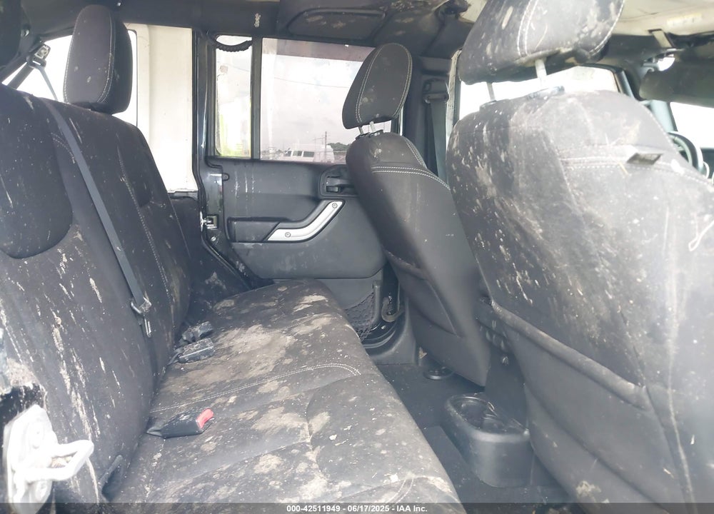 2015 JEEP WRANGLER UNLIMITED VIN: 1C4HJWFG0FL674700